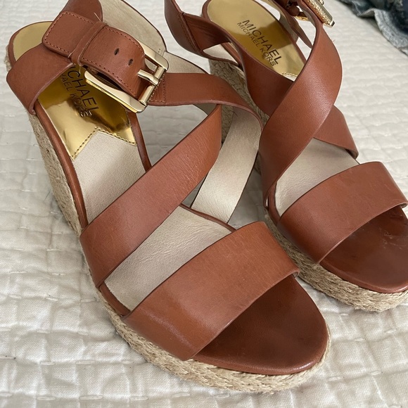 Michael Kors wedges - Picture 3 of 6